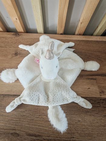 Licorne or et blanche doudou et compagnie 