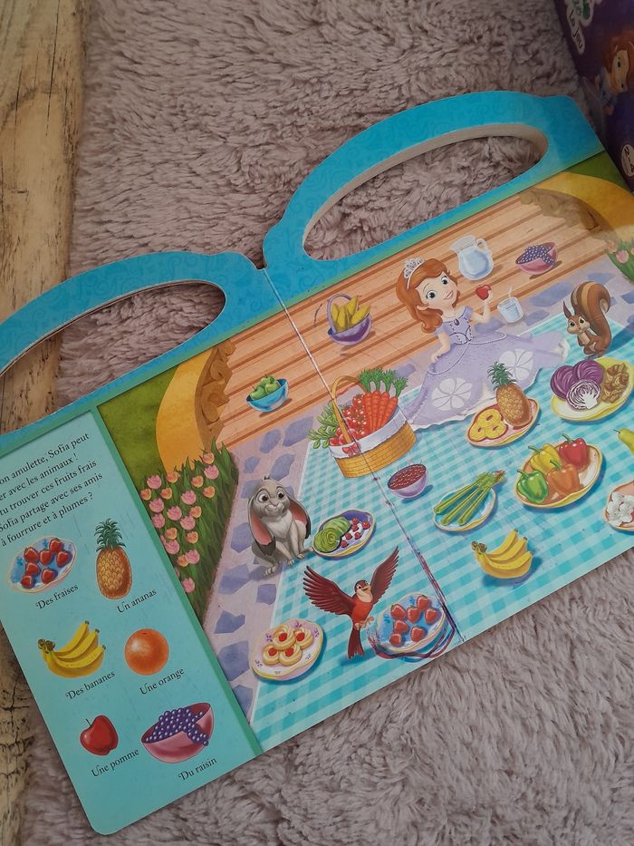 Lot  princesse Sofia disney 🎄 jeu, livre, coffret 3dvd, bijoux et perles - photo numéro 3