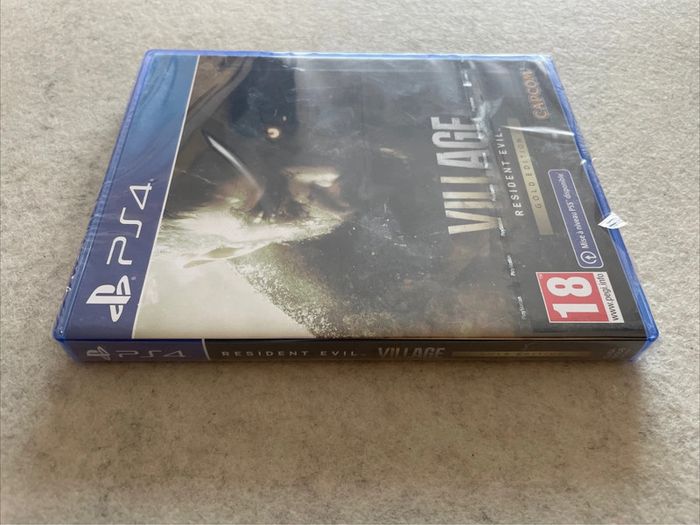 Resident Evil Village Gold Edition Jeu PS4 FR - photo numéro 3