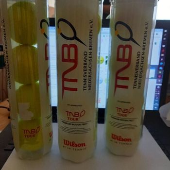LOT BALLE DE TENNIS MARQUE WILSON