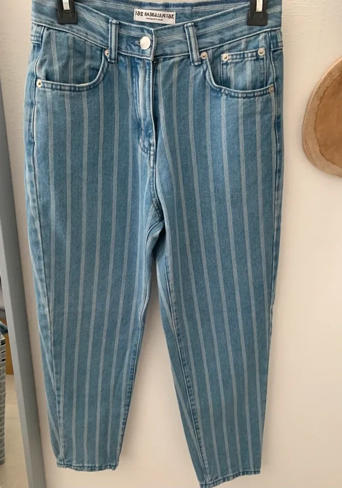 Jean Pull&Bear rayé bleu/blanc