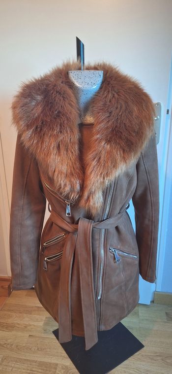 Manteau chaud avec fourrure amovible