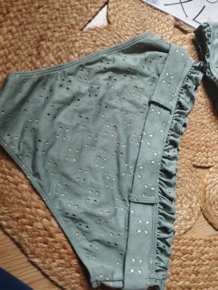 Magnifique maillot de bain neuf 42 xl - photo numéro 3