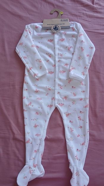 Joli yjama neuf Petit bateau taille 36 mois 