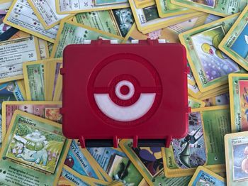 Boîte pour cartes Pokemon