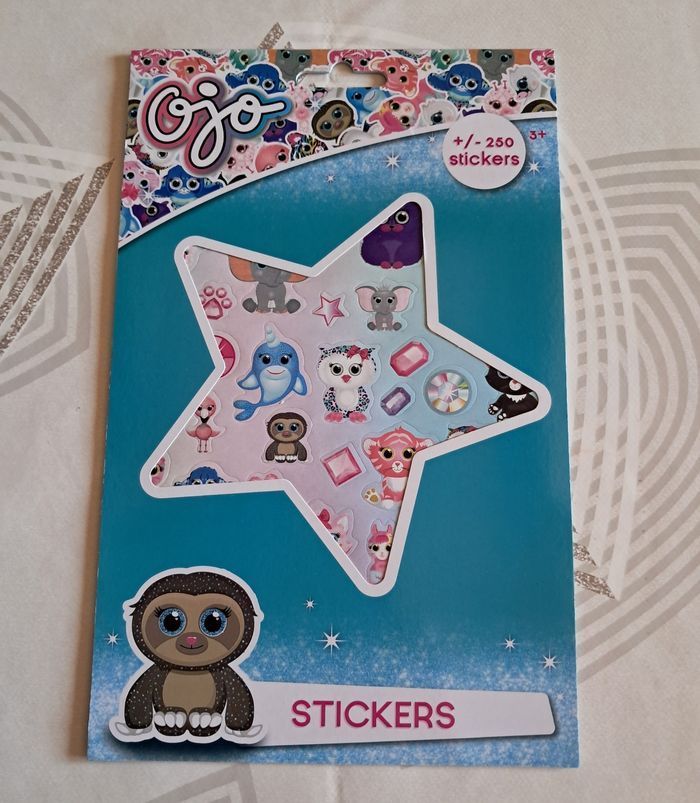 Lot NEUF autocollants stickers cahier de Noël jeux créatifs. - photo numéro 3