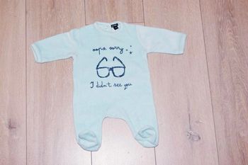 Pyjama hiver bleu clair. Garçon 1 mois.marque Kiabi