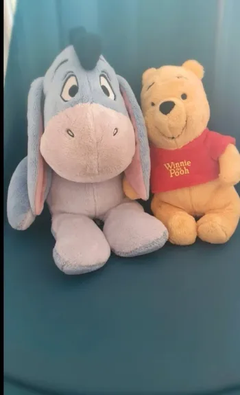 Lot de 2 peluches disney