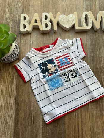 - Tee shirt Disney         - 3 mois  - Très bon état