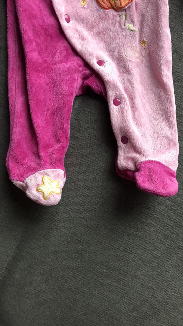 Pyjama rose 1 mois - photo numéro 4