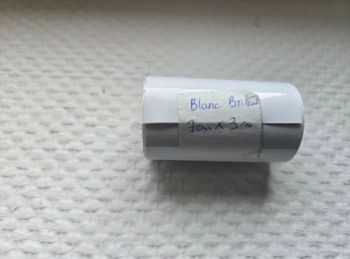 Film adhesif permanent blanc brillant pour machine de découpe