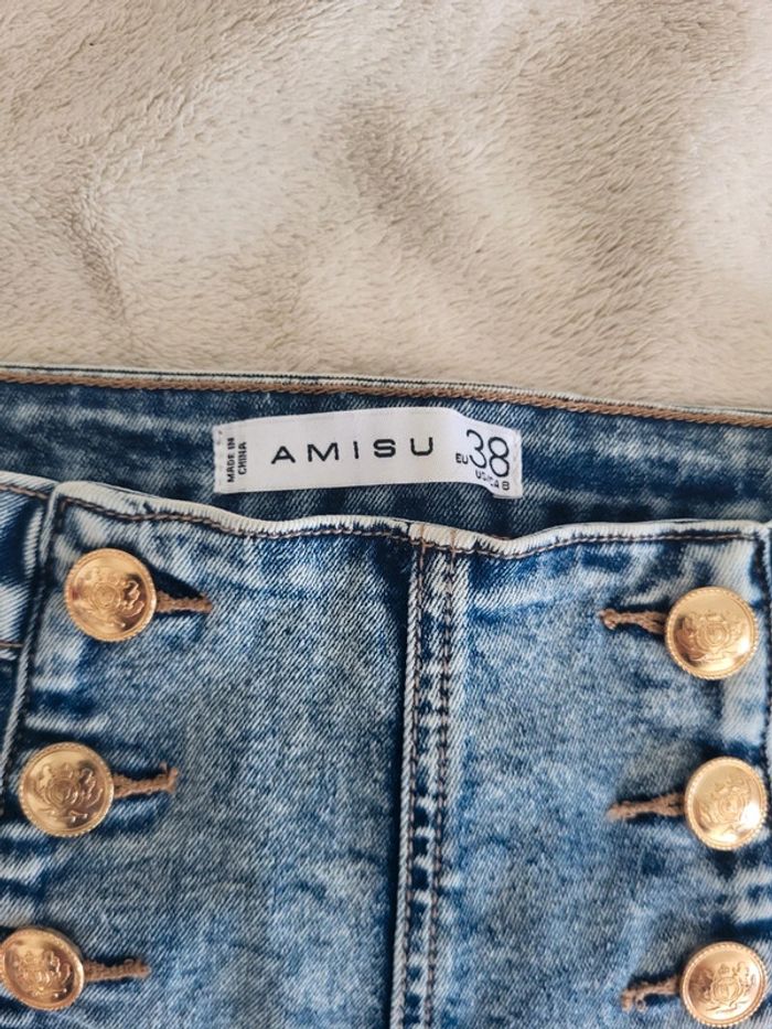 Superbe short . - photo numéro 2