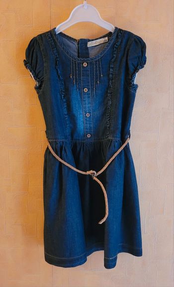 Jolie robe en jean fille (légère)