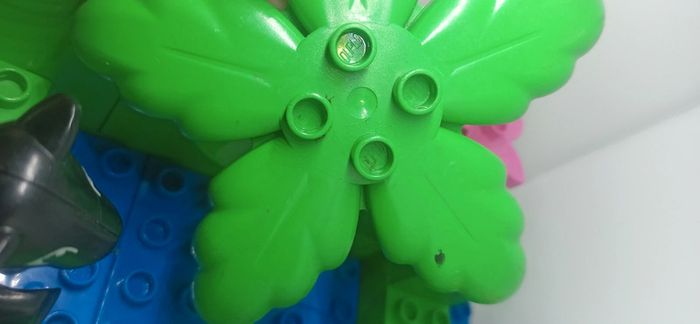 Décor paysage jungle avec rivière et panthère noire lego duplo - photo numéro 3