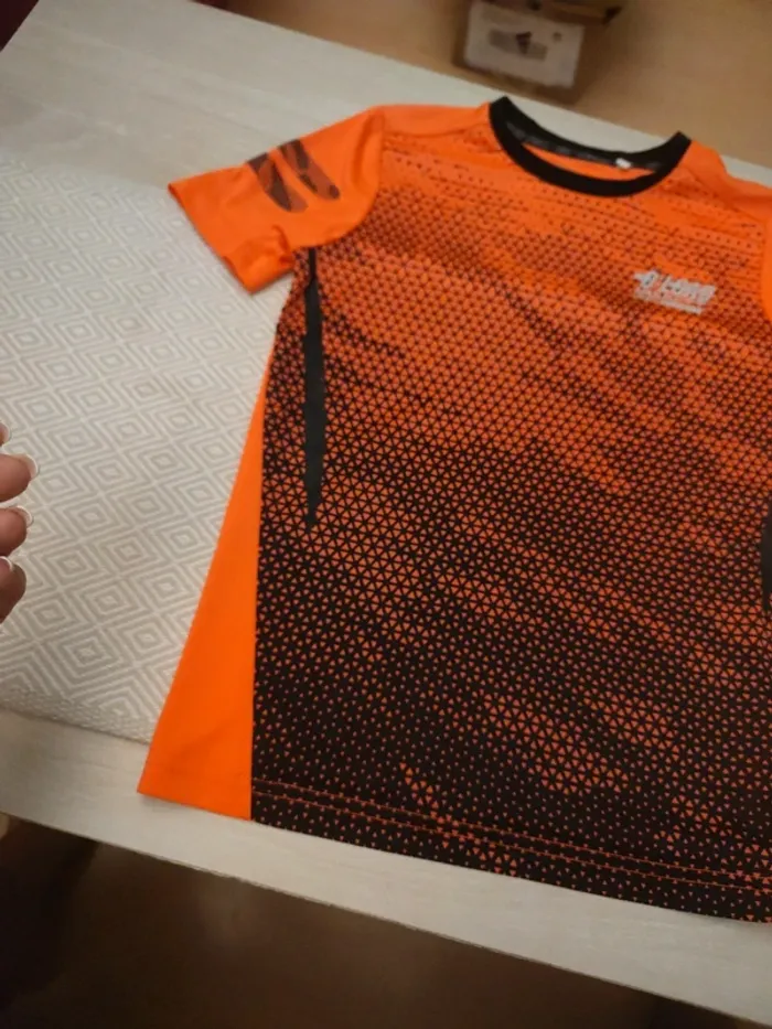 Tee-shirt sport 10 ans - photo numéro 2