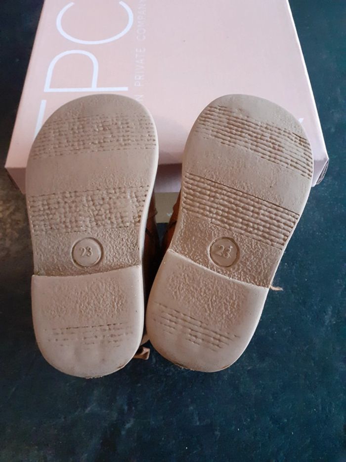 Bottines fille marron pointure 23 - photo numéro 8