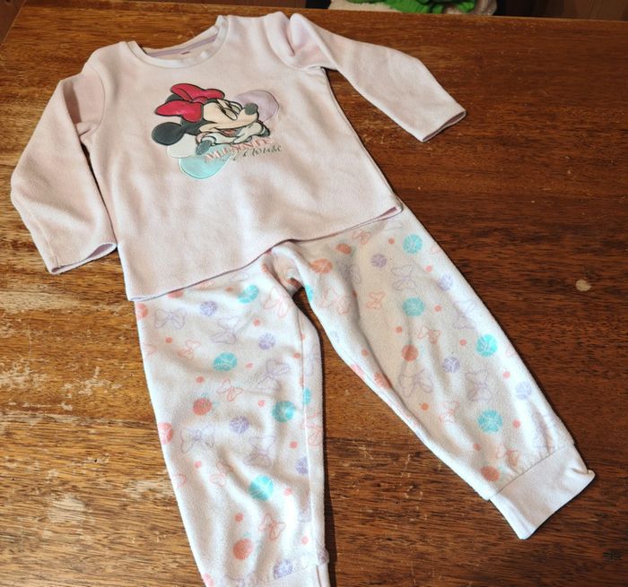 Pyjama chaud Minnie taille 98 cm