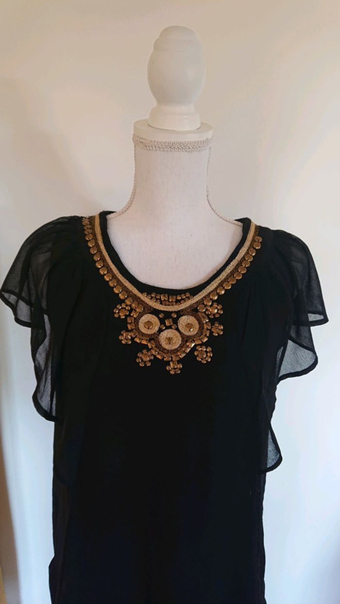 Robe noire à voiles et dorures taille 38 - photo numéro 2