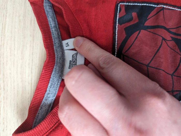 Tee shirt manches longues Spider-Man - photo numéro 4
