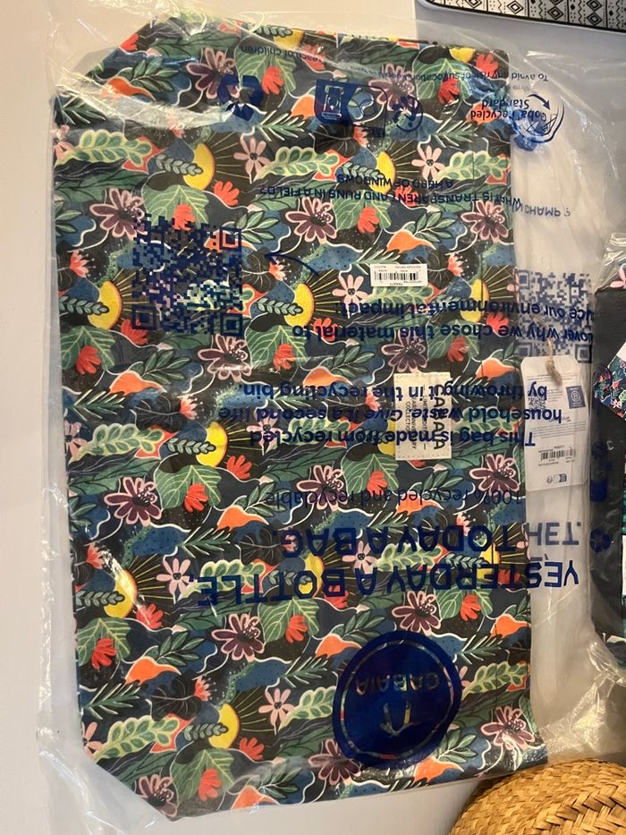 Tote bag et trousse de toilette cabaia neufs - photo numéro 2
