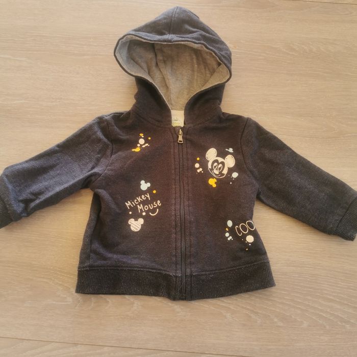 Gilet mickey taille 9 mois