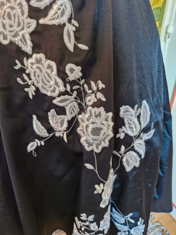 👗 Robe bustier à fleurs - photo numéro 4