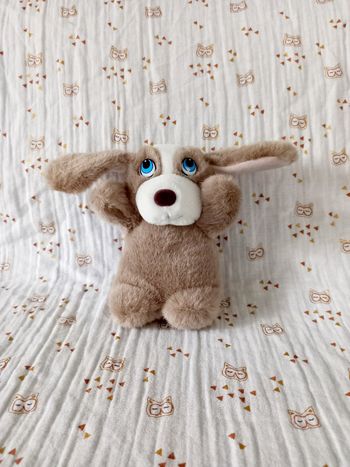 Peluche chien Futuriscope