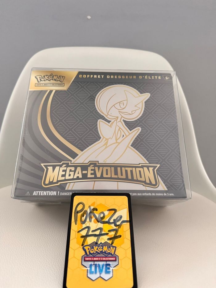 ETB Pokémon Méga Gardevoir Méga-Evolution
