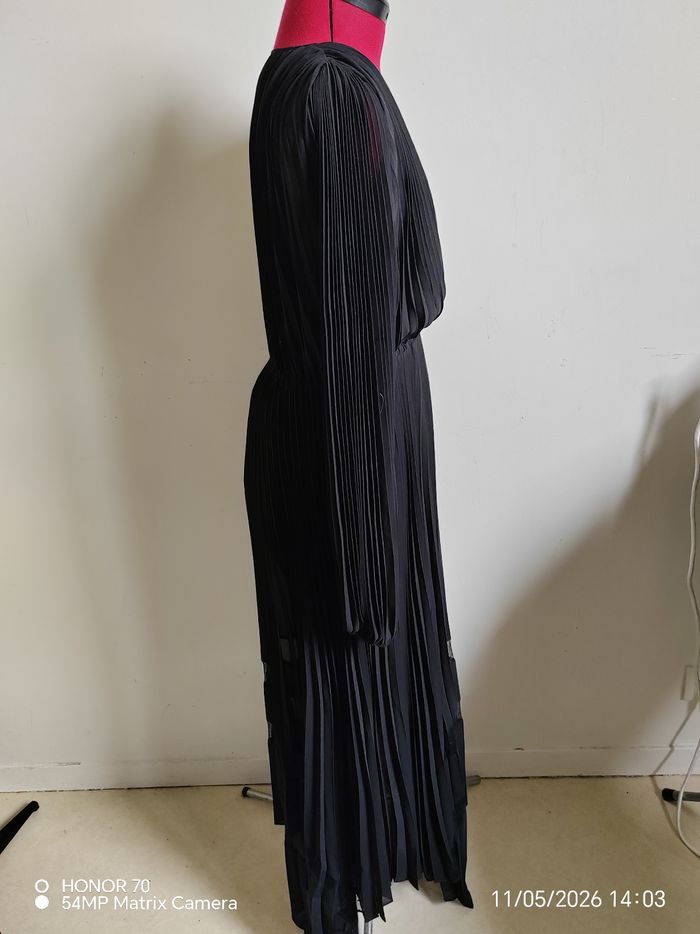 Robe lingue plissee avec dentelle - photo numéro 3