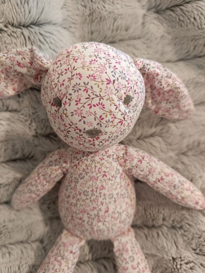 Peluche lapin jacadi motif liberty - photo numéro 2