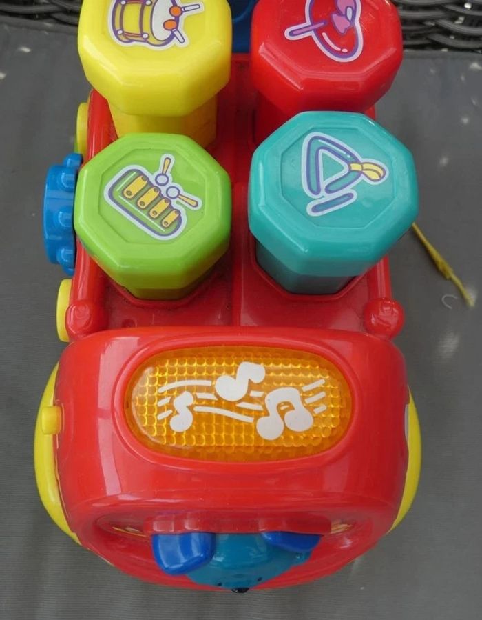 Joli jeu "camion Tap Tap" Vtech - photo numéro 6