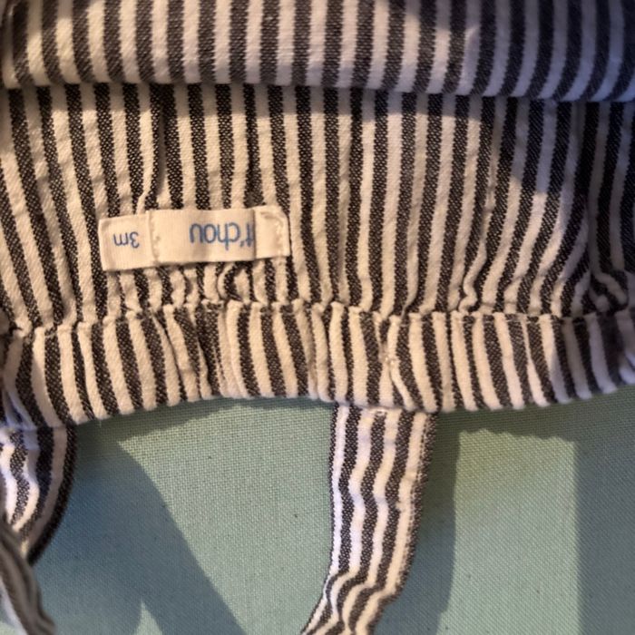 Vends salopette bout chou 3 mois très bon état - photo numéro 2