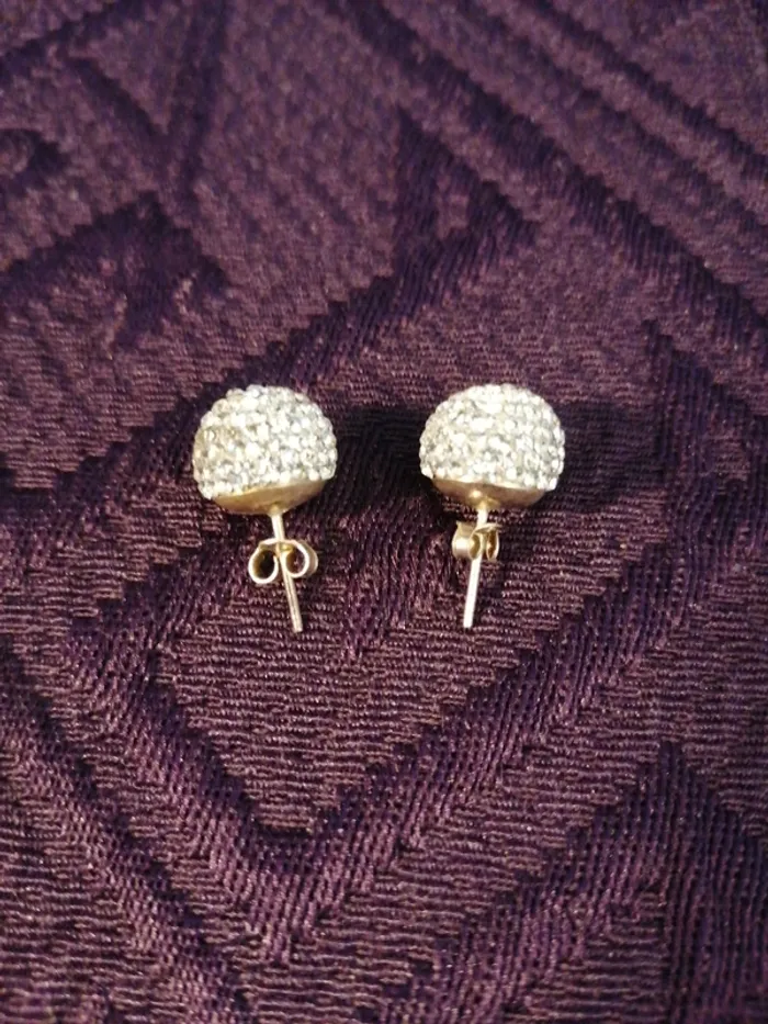 Clous d'oreilles boule neuf - photo numéro 2