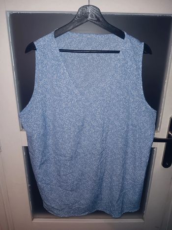 Blouse sans manche légère taille 50