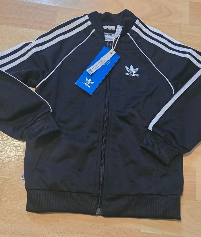 (Neuf non porté) 🏷🤩🥰  superbe survetement ADIDAS unisex 3 ans 🥰🤩 - photo numéro 3