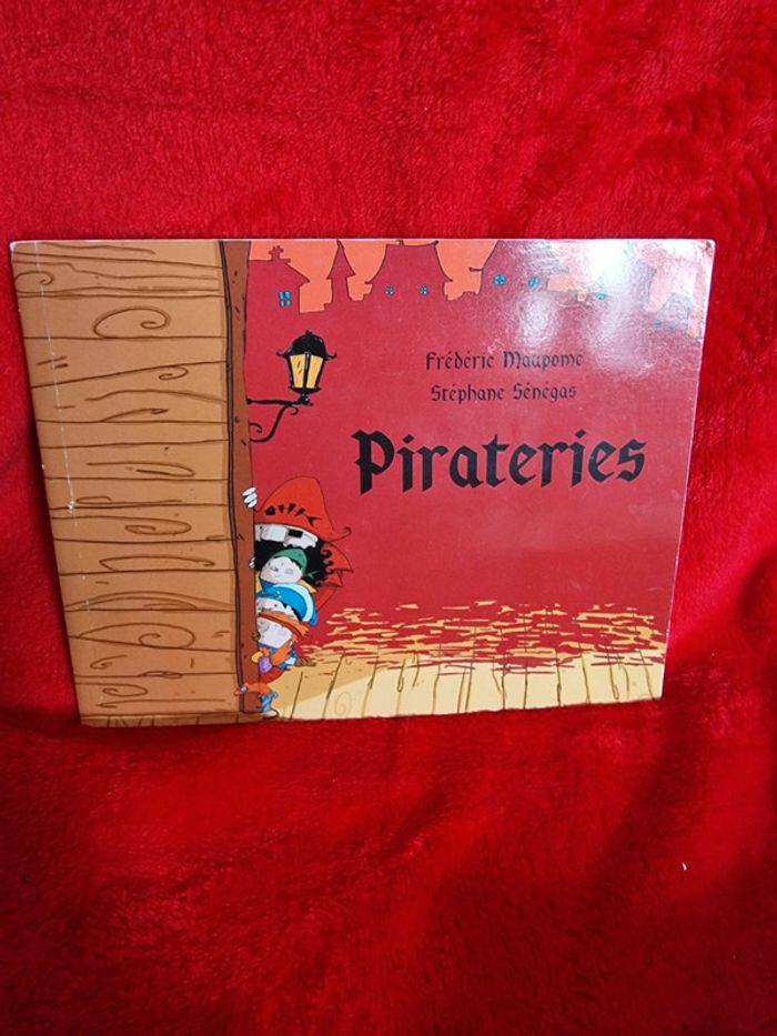 Livre pirateries