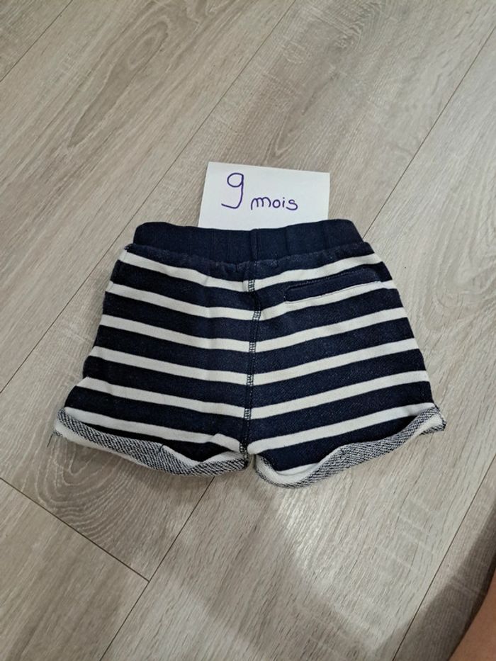 Short 9 mois - photo numéro 2