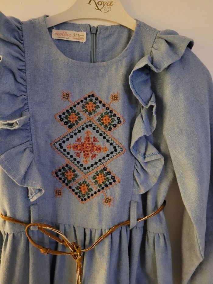 Robe fille toute neuf age 9-10 ans