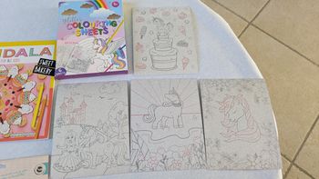 4 dessins glitter licorne