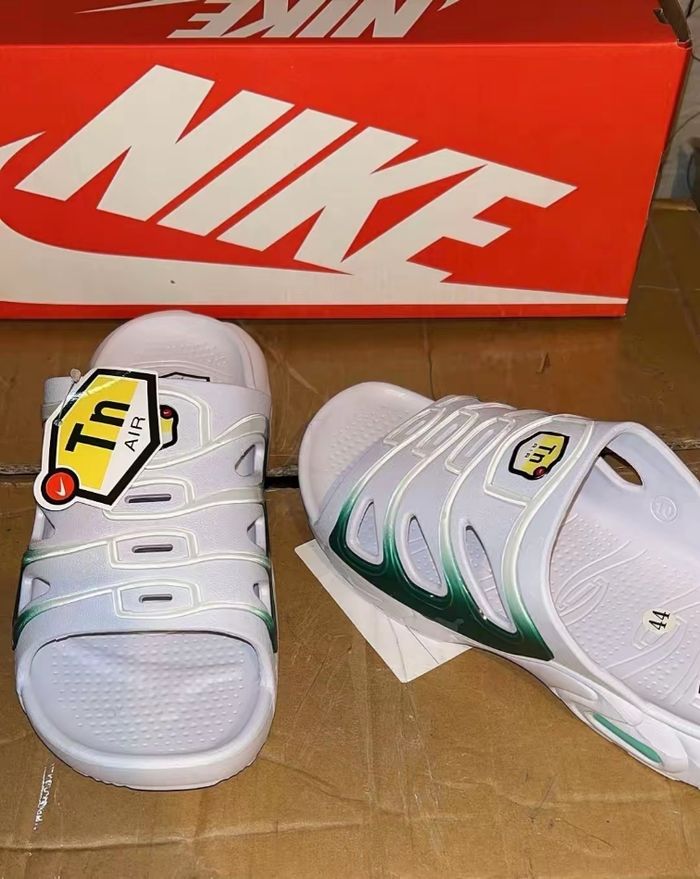 Claquette TN - photo numéro 2