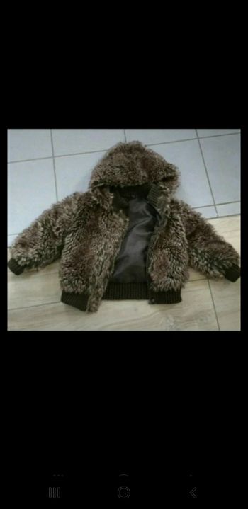 Veste moumoute fourrure 5 ans