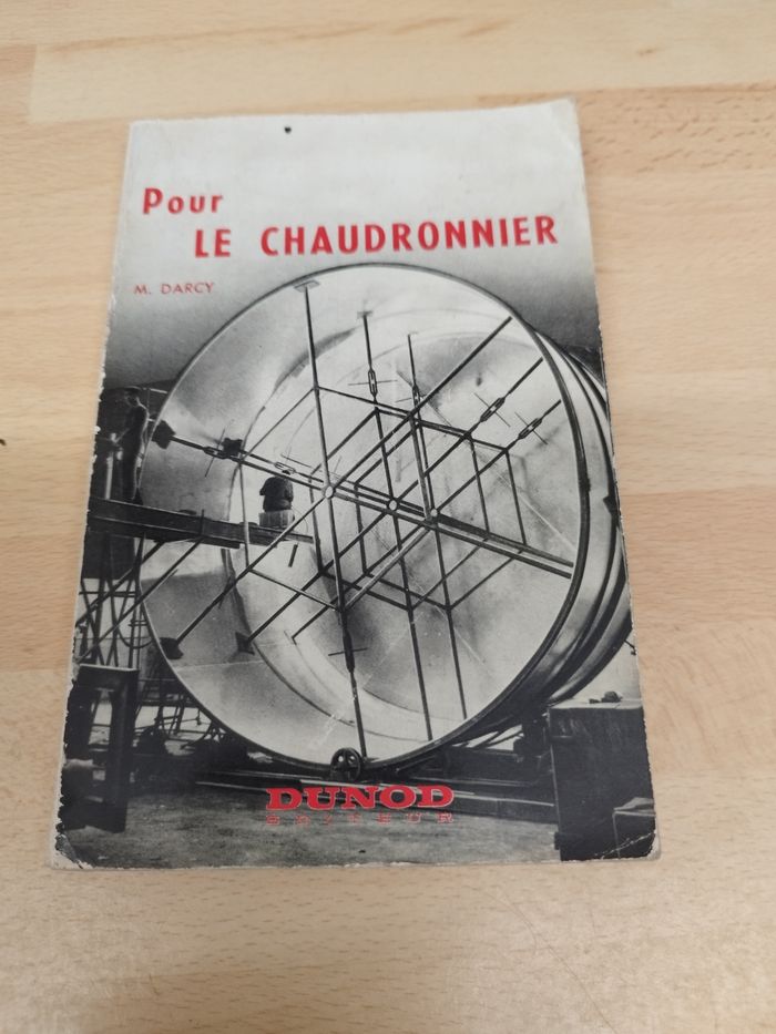 Pour LE CHAUDRONNIER

M. DARCY

DUNOD