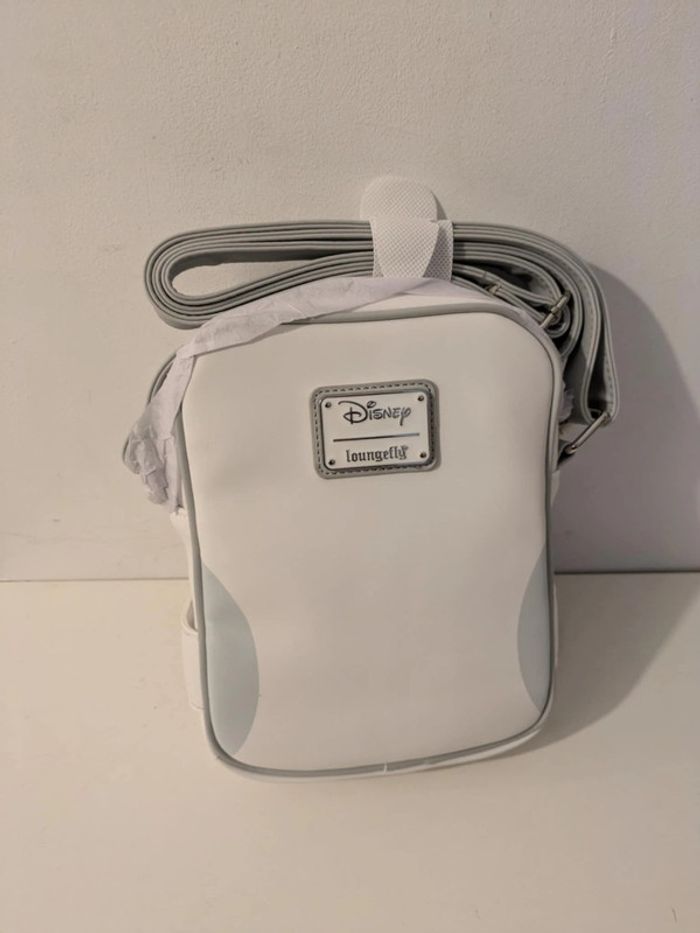 Sac à bandouliere Loungefly Baymax - photo numéro 3