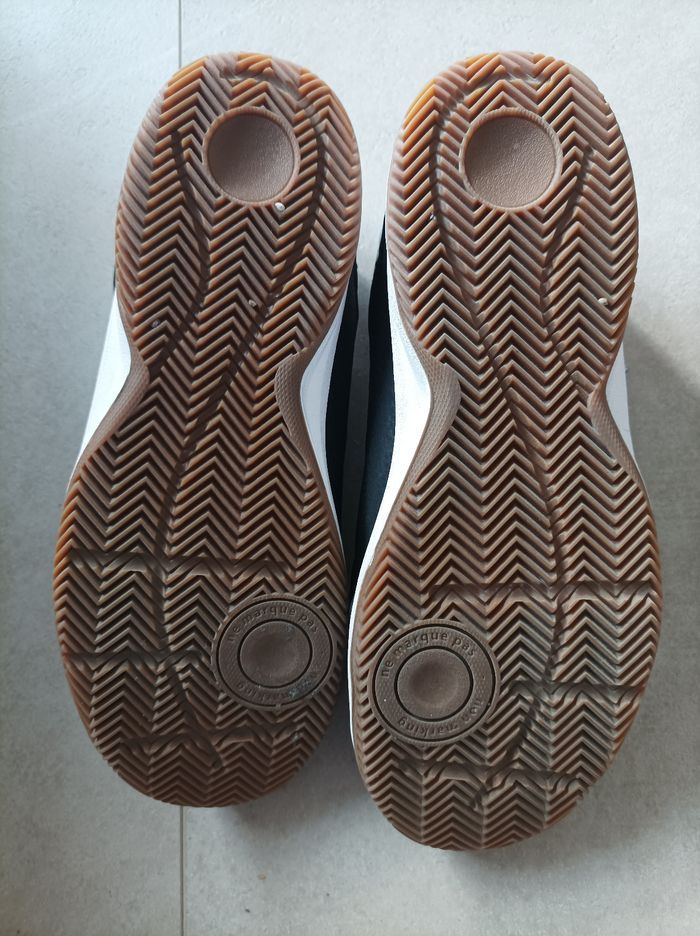 Basket comme neuf - photo numéro 4