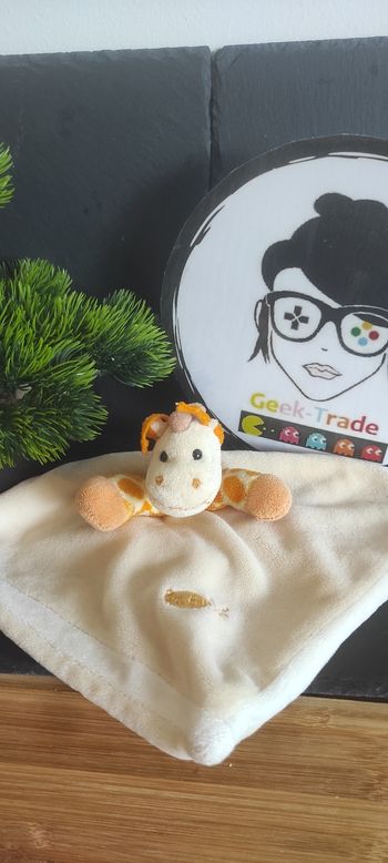 doudou girafe jaune orange baby nat' carré plat ancien beige queue Blanc Noir