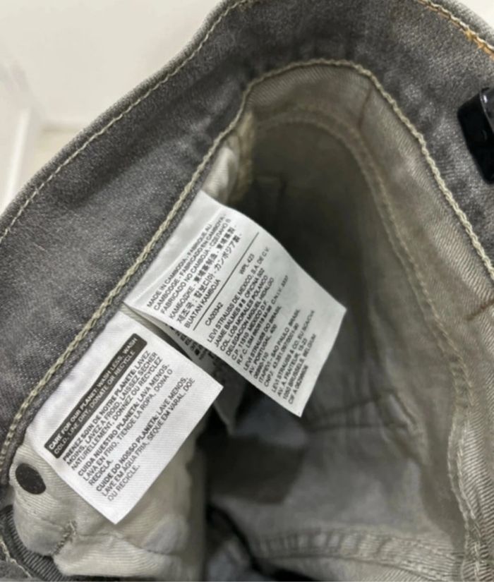Jean Levi's 511 gris délavé Neuf taille 38 - photo numéro 4