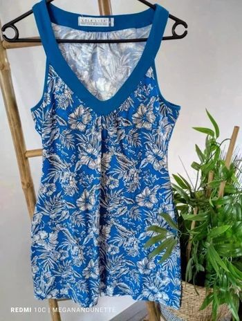 🌸 Jolie robe sans manches de la marque Lola Liza, taille M (38)