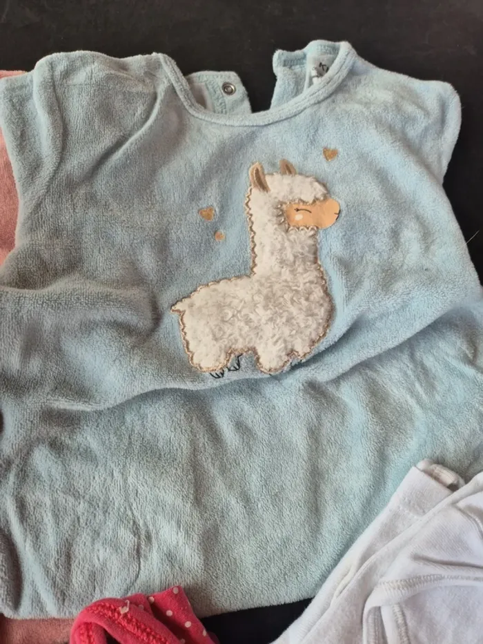 2 pyjama 3 body - photo numéro 4