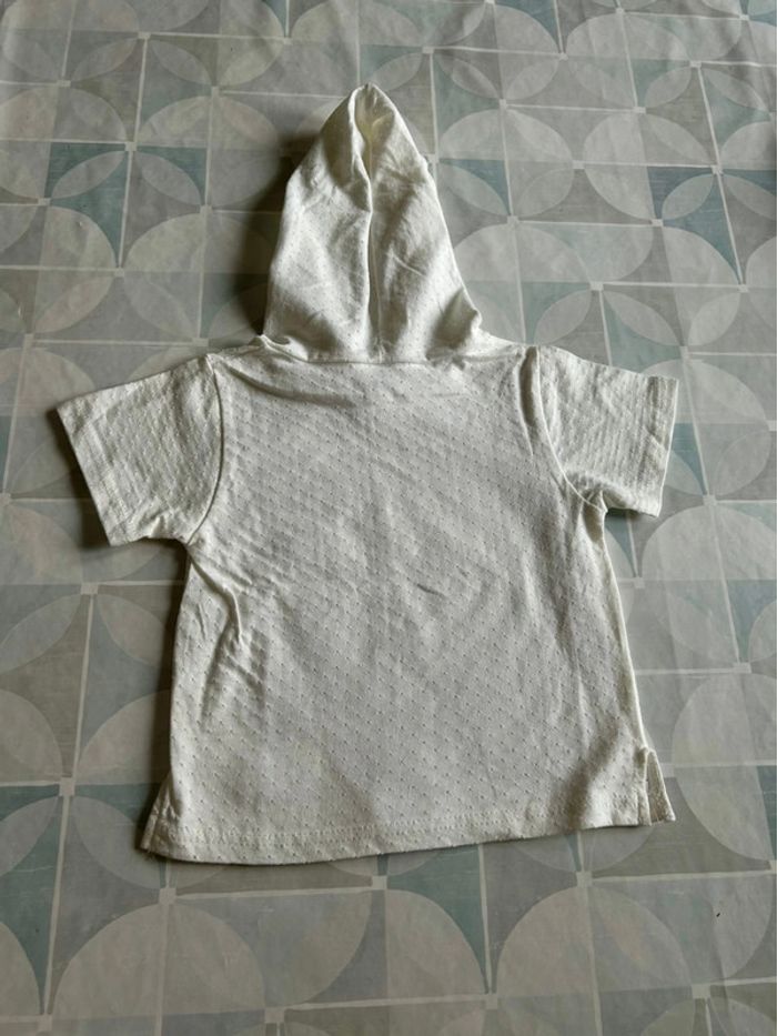 T shirt fille bébé - Kiabi - taille 1 an (12 mois) - en très bon état - photo numéro 2