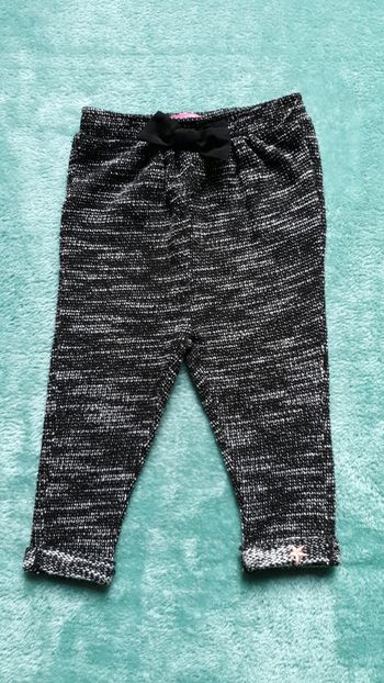 Très joli pantalon 12 mois